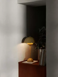 Flowerpot VP3 Tischleuchte