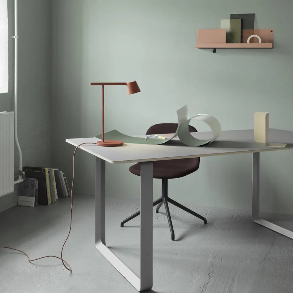 Folded Shelves