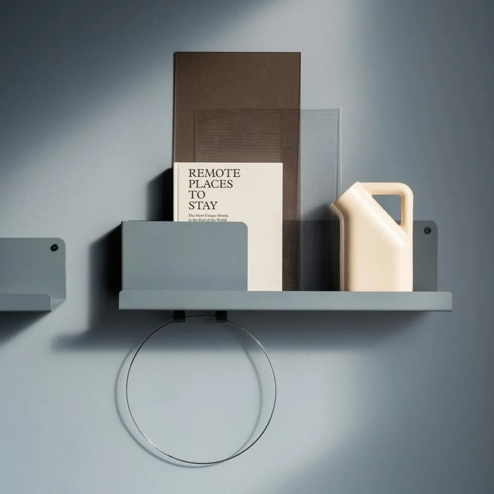 Folded Shelves