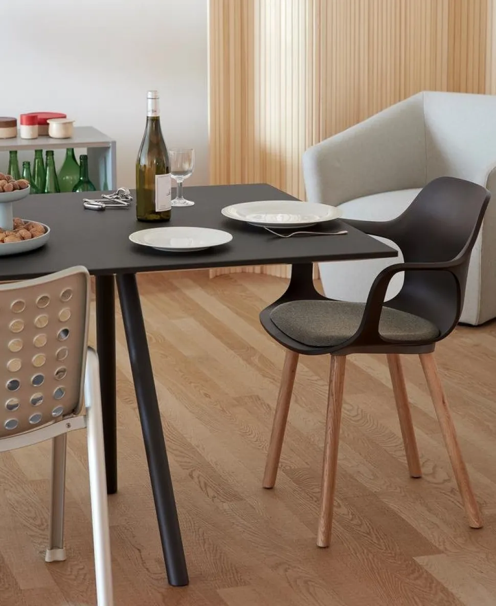 HAL Armchair Wood