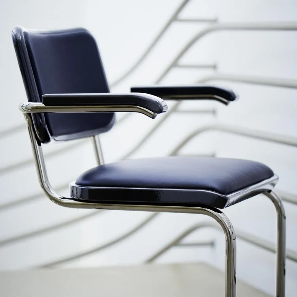JS . Thonet - S 64 P/V Serious Freischwinger
