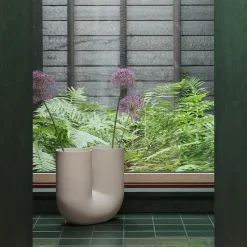 Kink Vase
