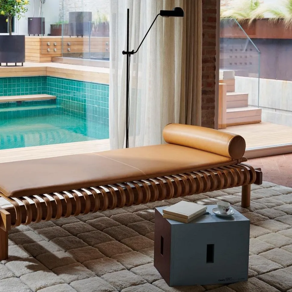 LC14 Hocker/Beistelltisch