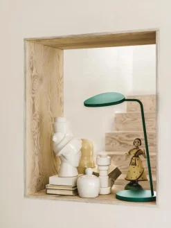 Leaf Table Lamp