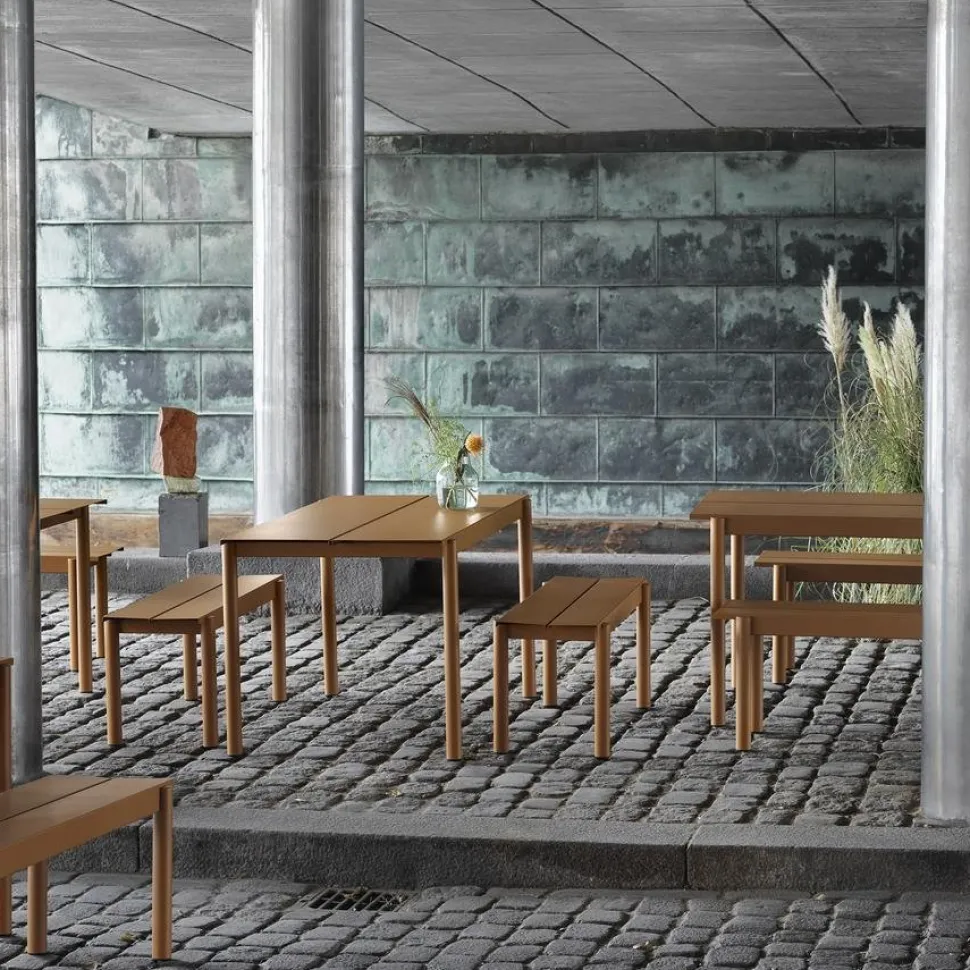 Linear Steel Table