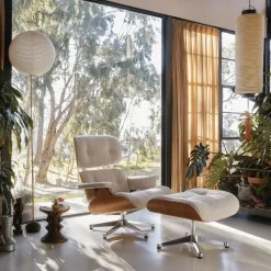 Lounge Chair & Ottoman Nubia