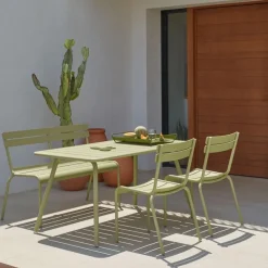 Luxembourg Gartentisch