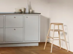 ND54 High Chair