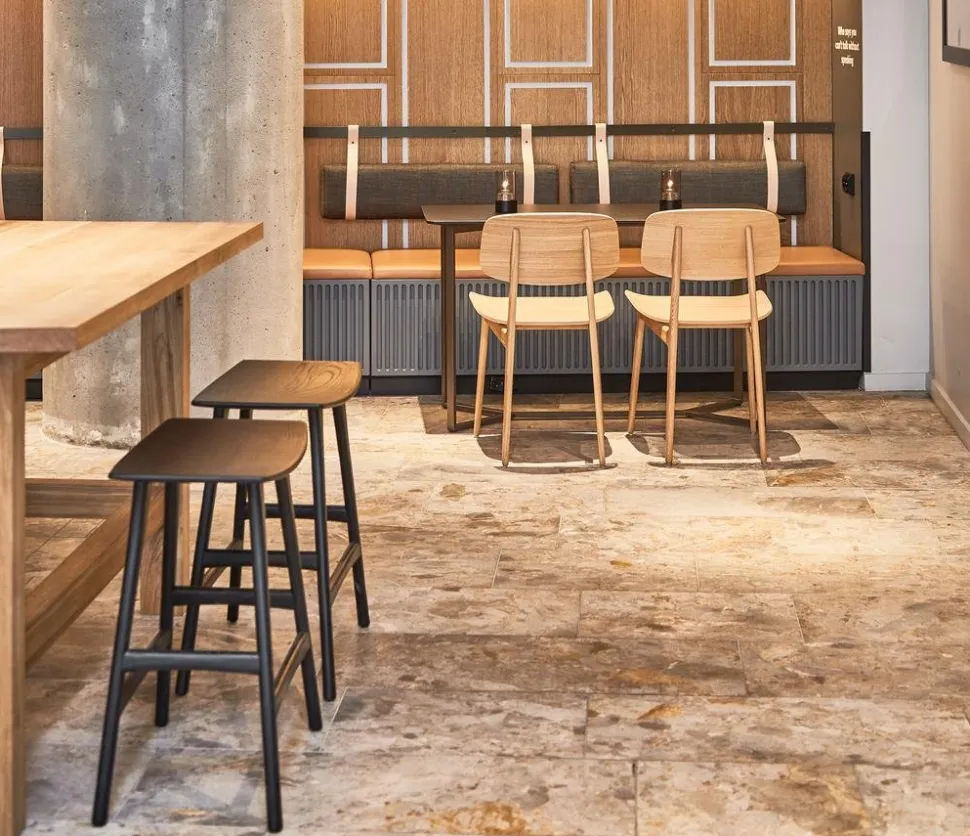 NY11 Bar Stool