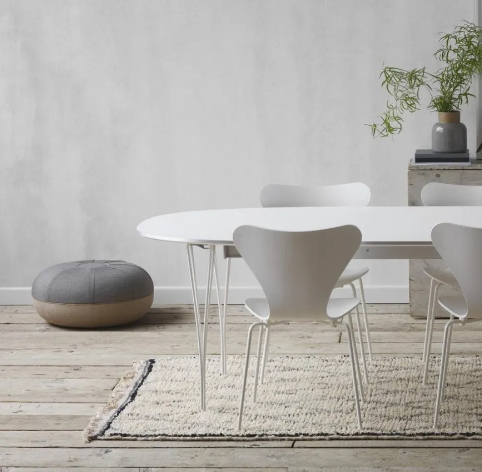 Objects Pouf
