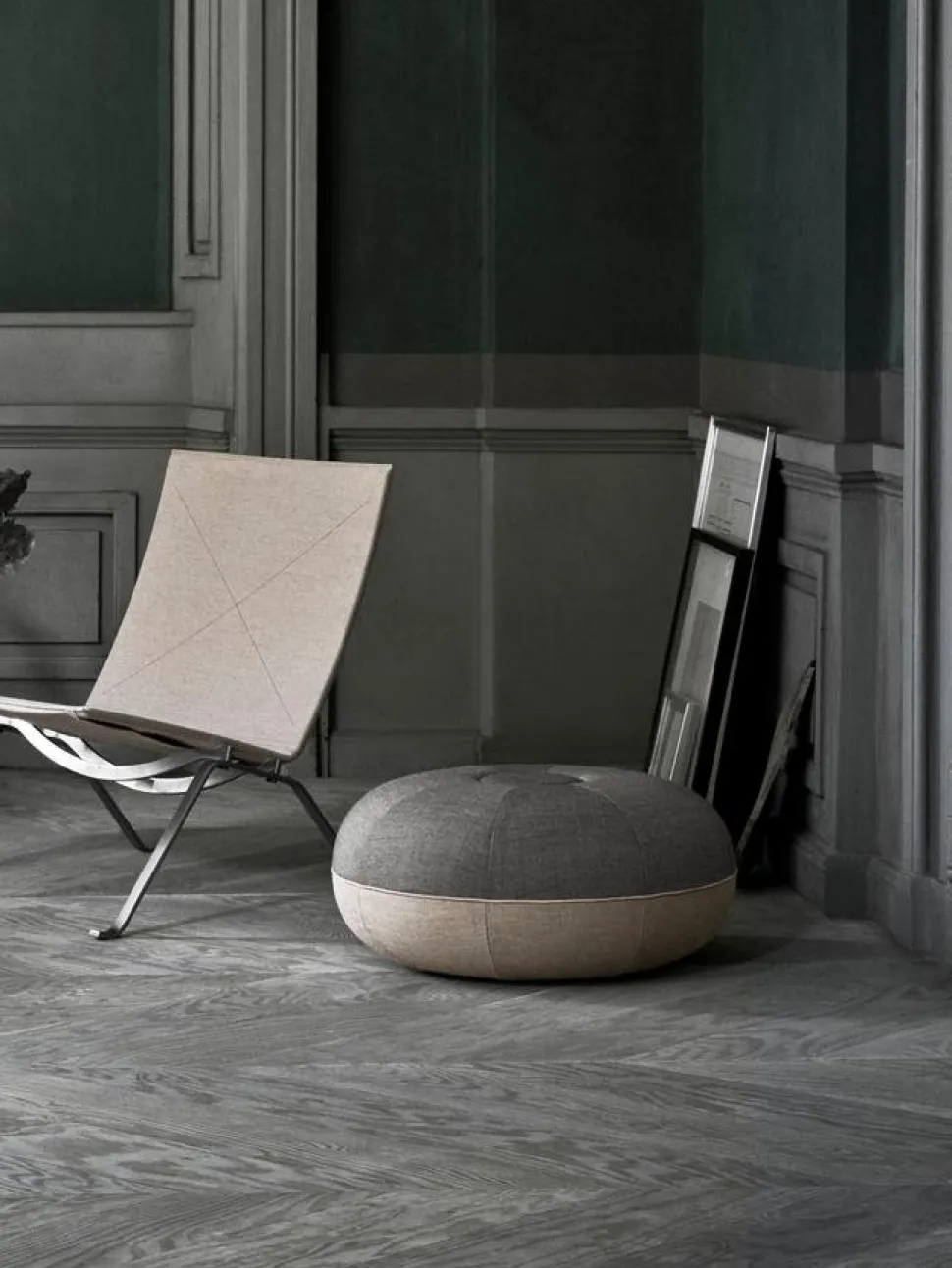 Objects Pouf