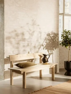 Peka Bench