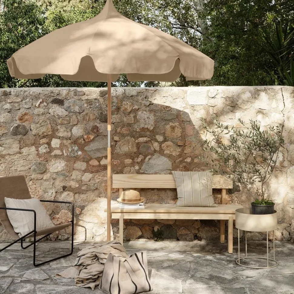 Peka Bench