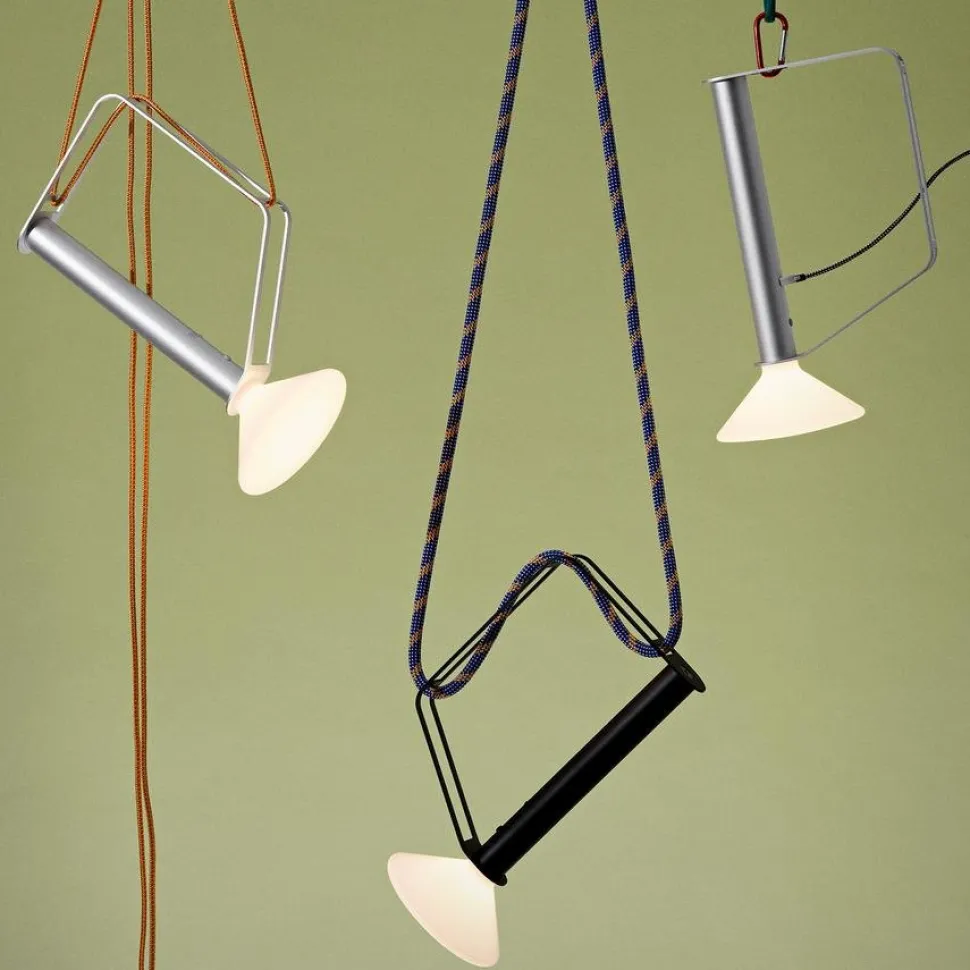 Piton Portable Lamp