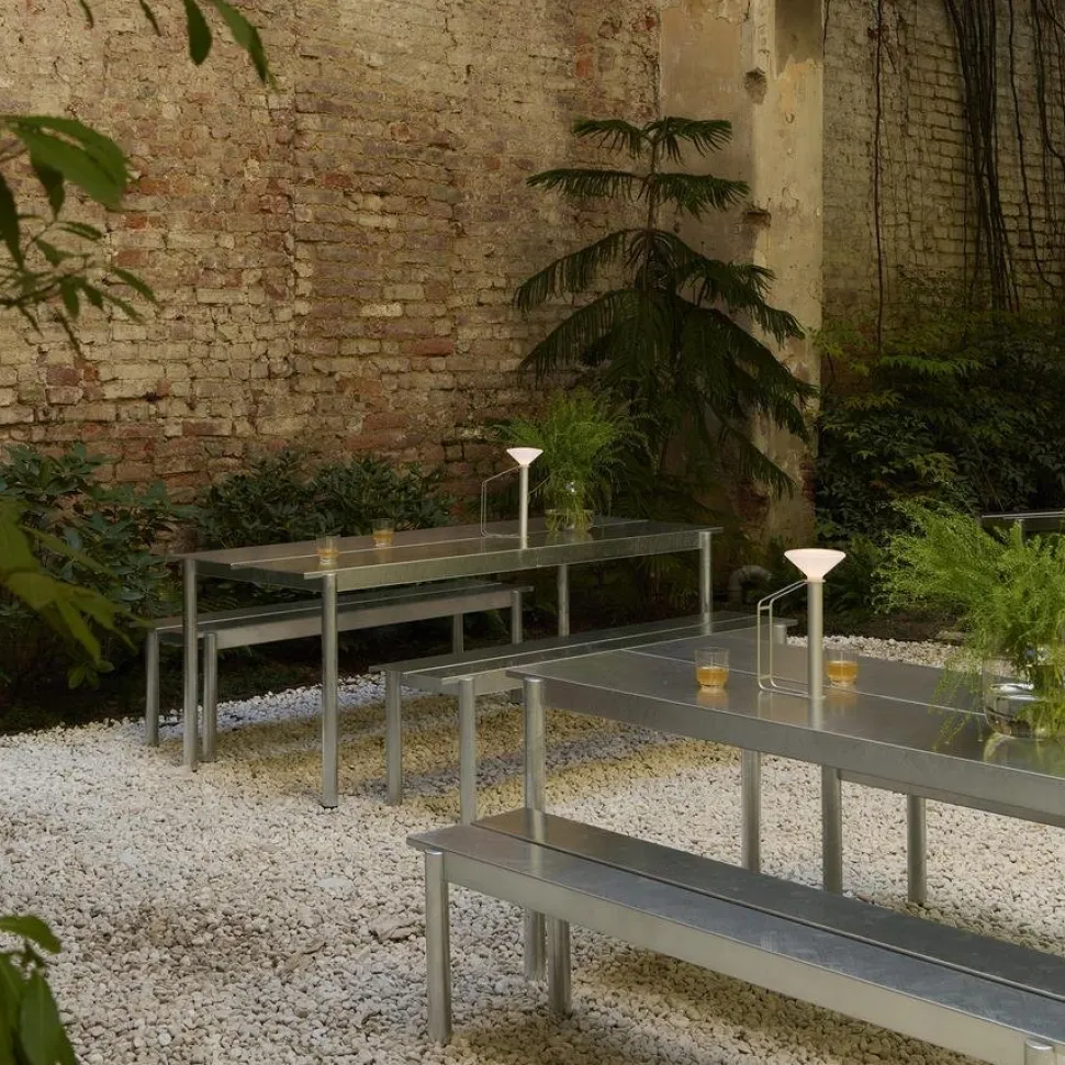 Piton Portable Lamp