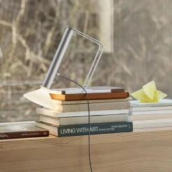 Piton Portable Lamp