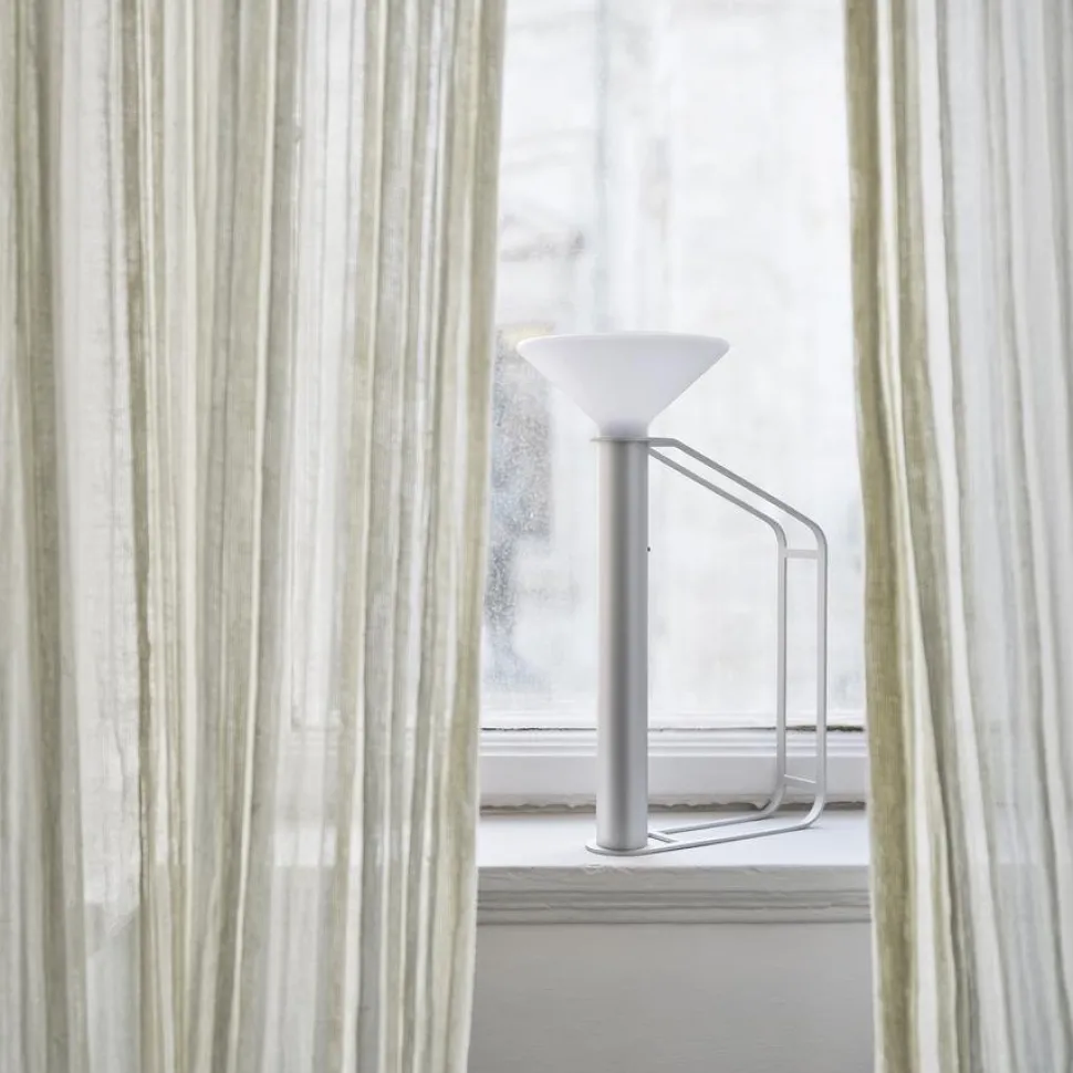 Piton Portable Lamp