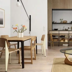 Plate Dining Table