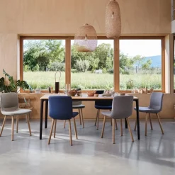 Plate Dining Table