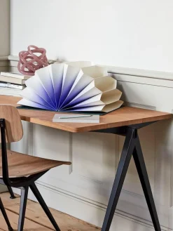 Pyramid Table 01