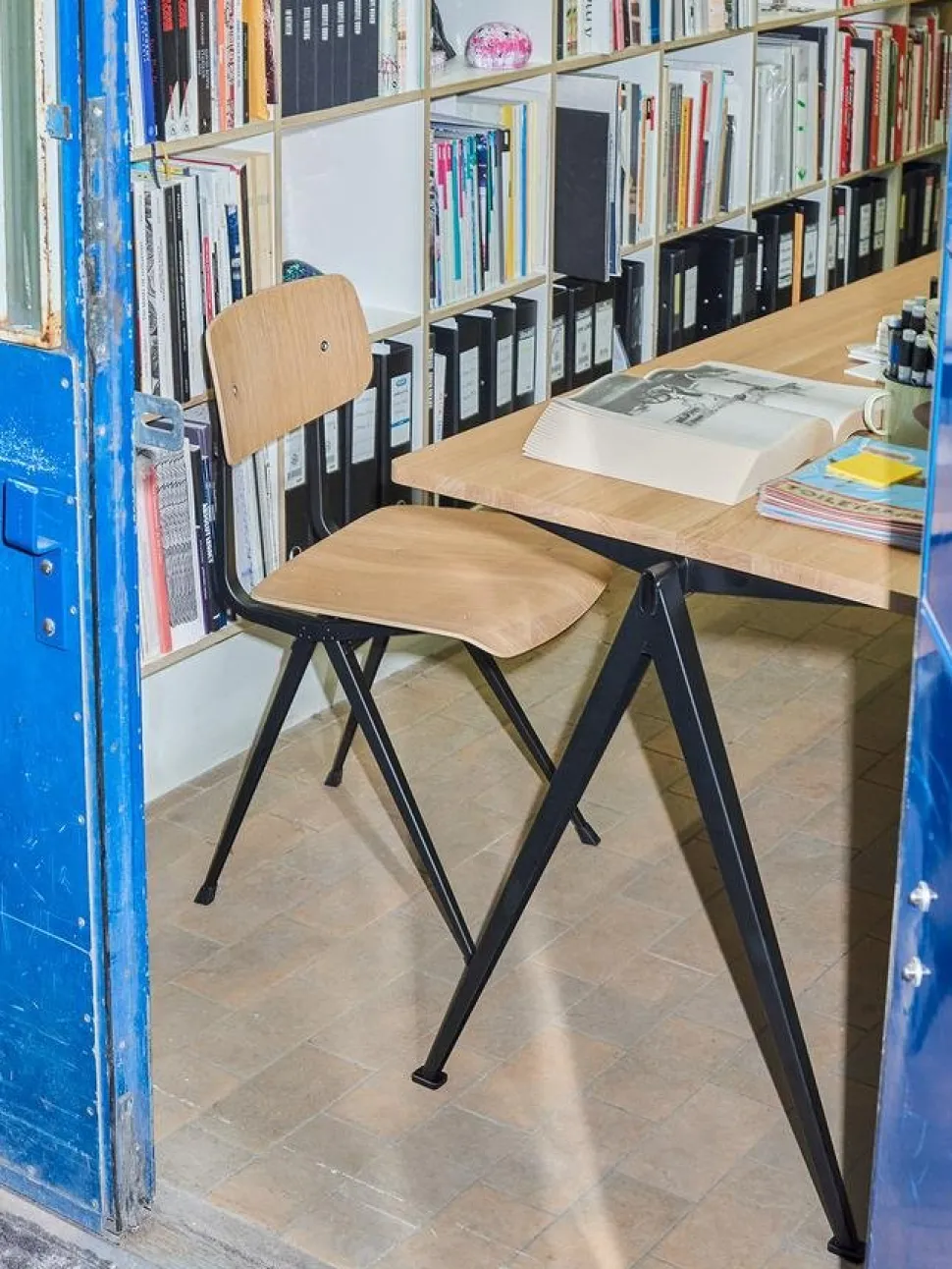Pyramid Table 01