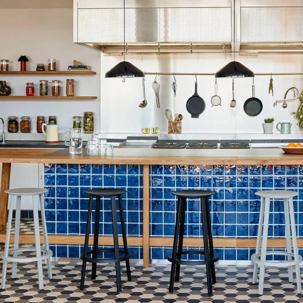 Revolver Bar Stool