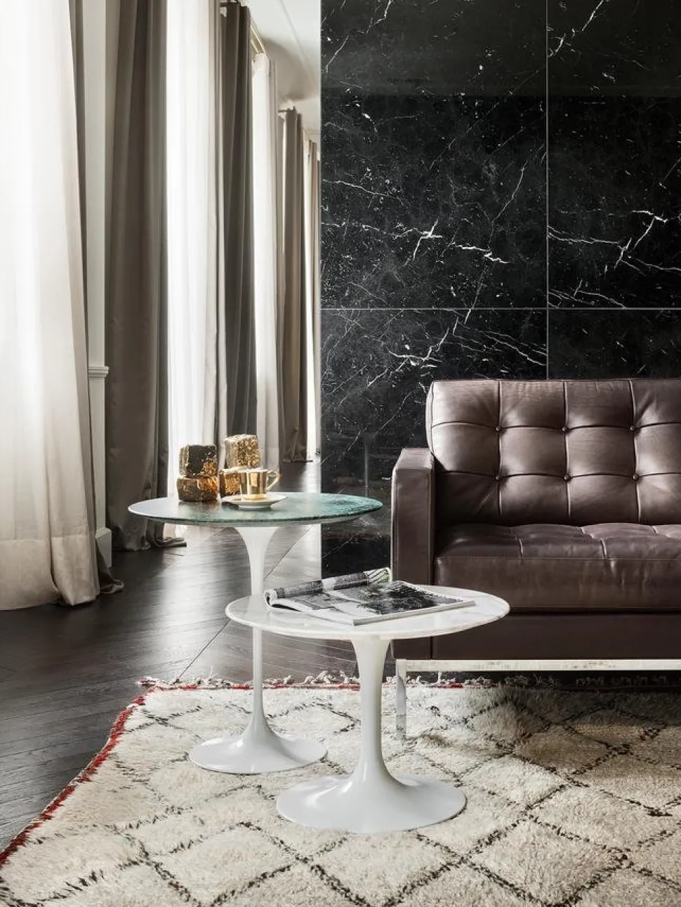 Saarinen Couchtisch rund