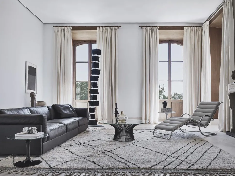 Saarinen Couchtisch rund