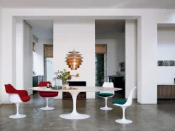 Saarinen Esstisch oval