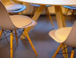 Seat Dots