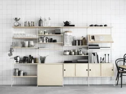 String System Hängeschrank mit Schiebetüren
