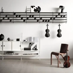 String System Hängeschrank mit Schiebetüren