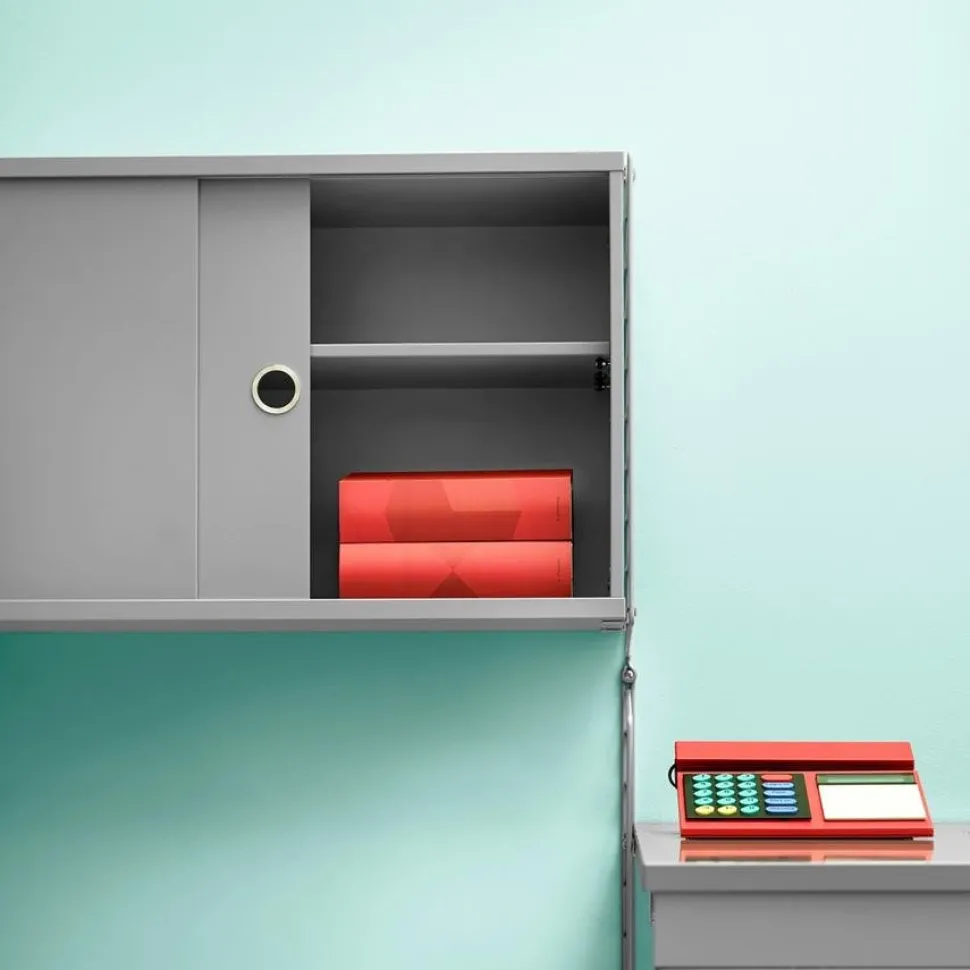 String System Hängeschrank mit Schiebetüren