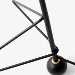 Tripod Stehleuchte