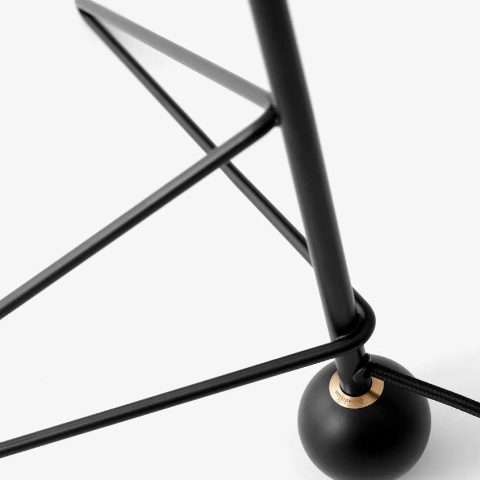Tripod Stehleuchte