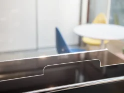 USM Haller Counter L mit Security Screen