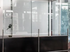 USM Haller Counter L mit Security Screen