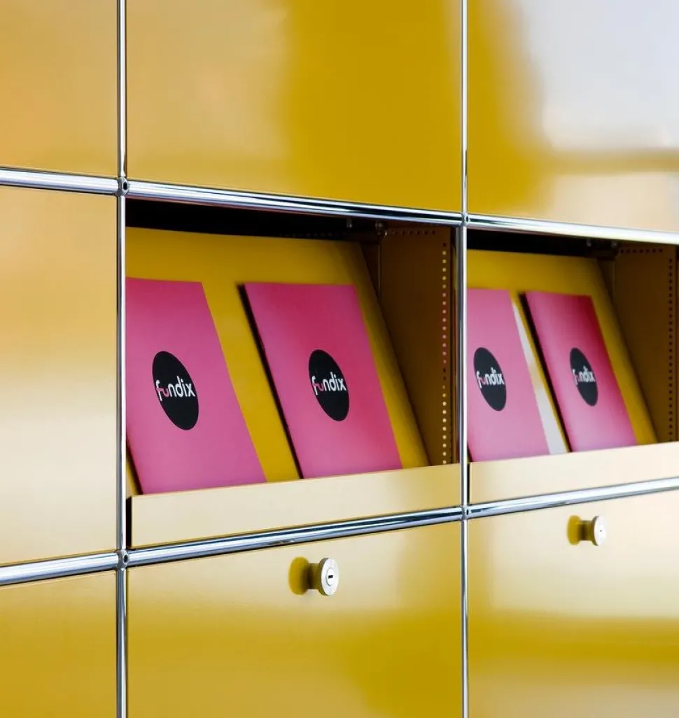 USM Haller Highboard M mit Schrägtablar