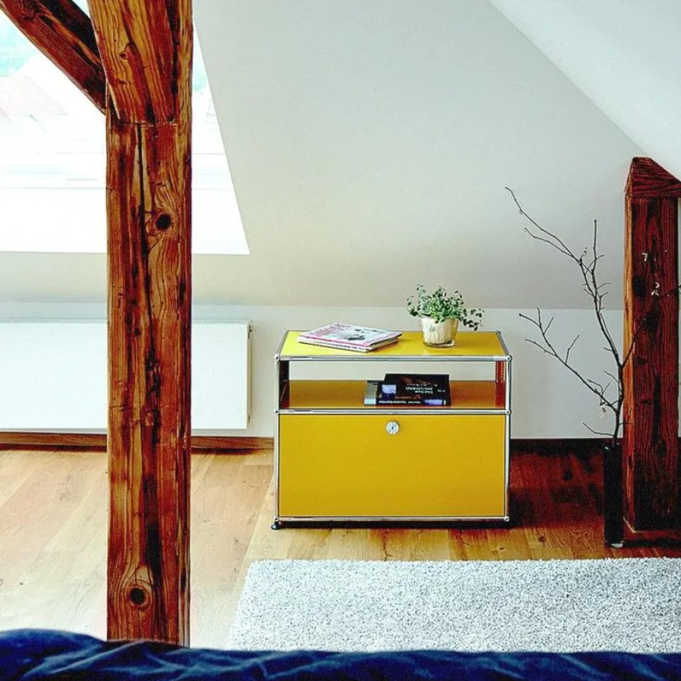 USM Haller Lowboard M mit Aufbau, individualisierbar
