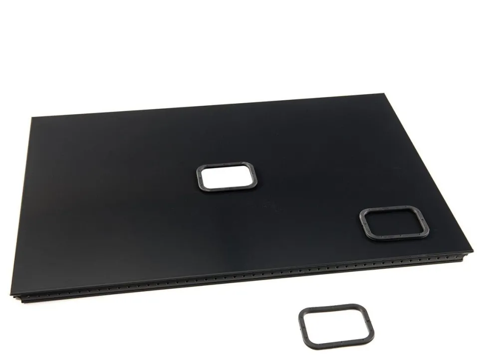 USM Haller Tablar mit Kabeldurchlass