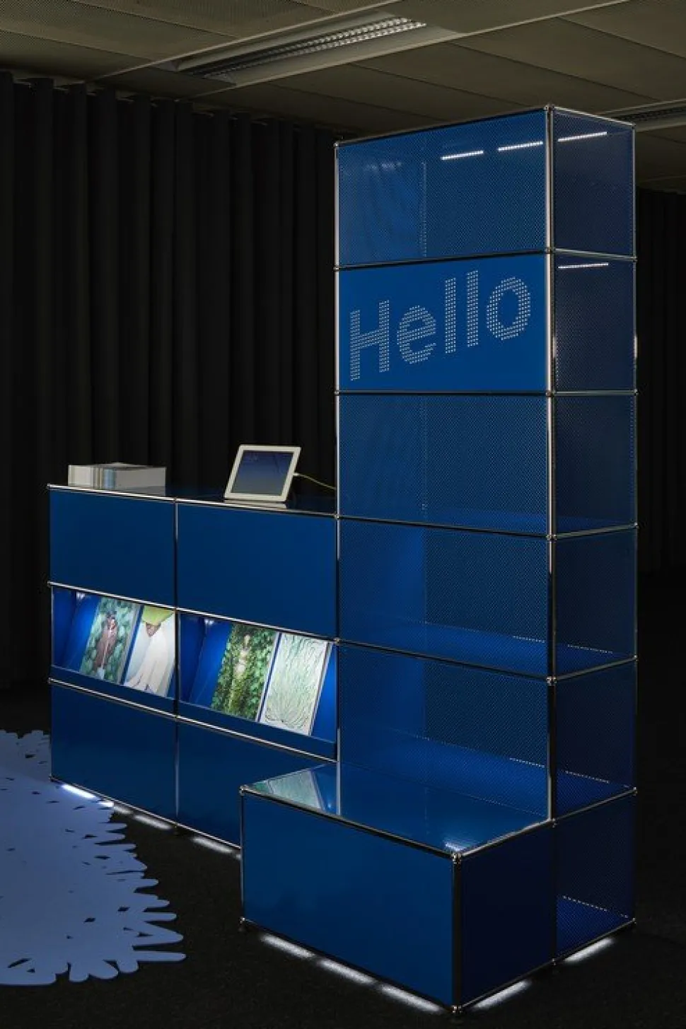USM Haller Theke Typ 2 (mit Schrägtablaren)