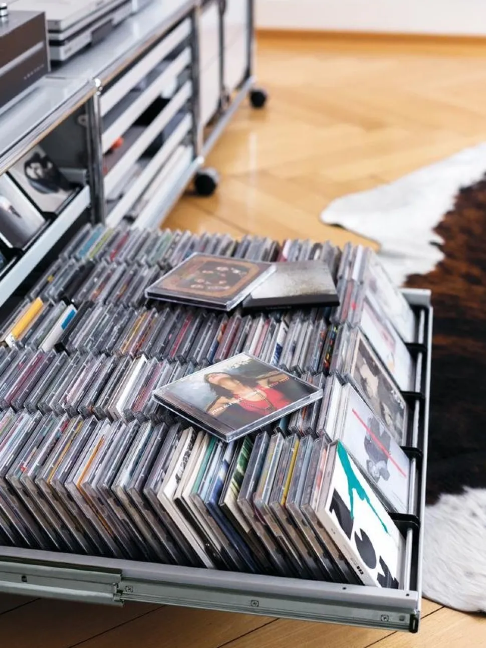 USM Inos CD-Einsatz für USM Haller Ausziehtür