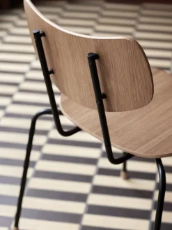 VLA26 Vega Chair